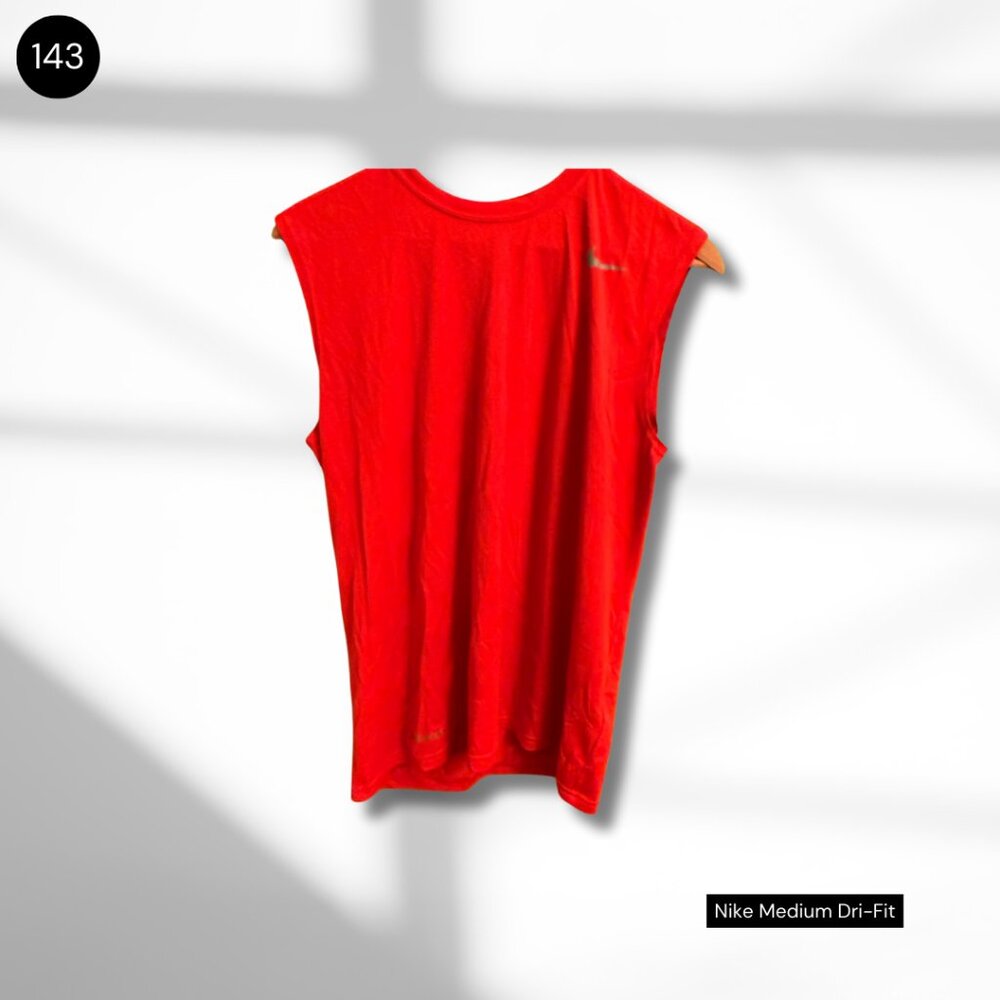 Nike Dri-FIT Sleeveless Shirt | Medium | Red Athletic Top